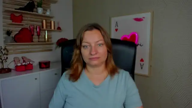 angelaSamt online show from July 7, 5:43 am