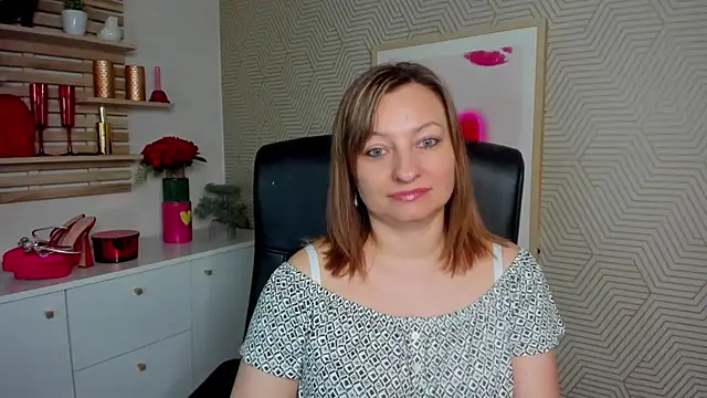 angelaSamt online show from April 22, 5:36 am