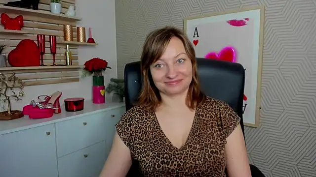 angelaSamt online show from April 10, 5:47 am