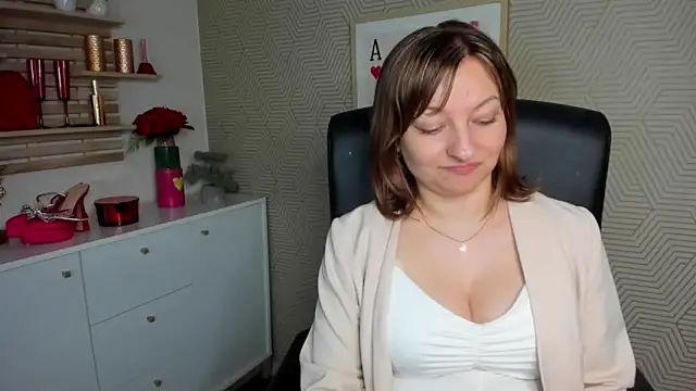 angelaSamt online show from March 20, 6:47 am