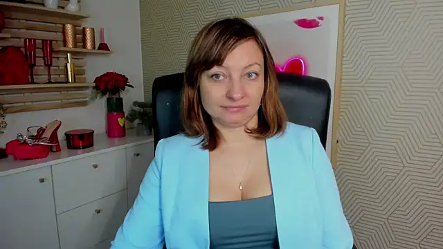 angelaSamt online show from April 13, 5:33 am