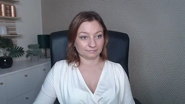 angelaSamt online show from November 15, 7:56 am