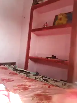 posewith online show from February 11, 8:14 am