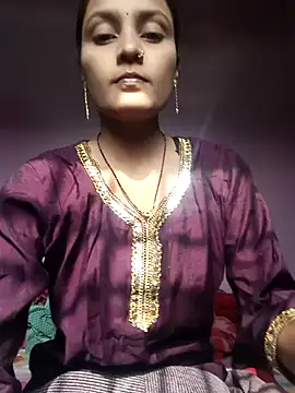 posewith online show from January 8, 7:36 am