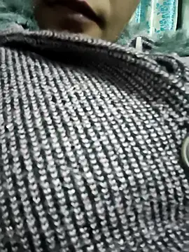 posewith online show from November 17, 6:34 pm