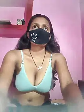 posewith online show from October 31, 8:00 am