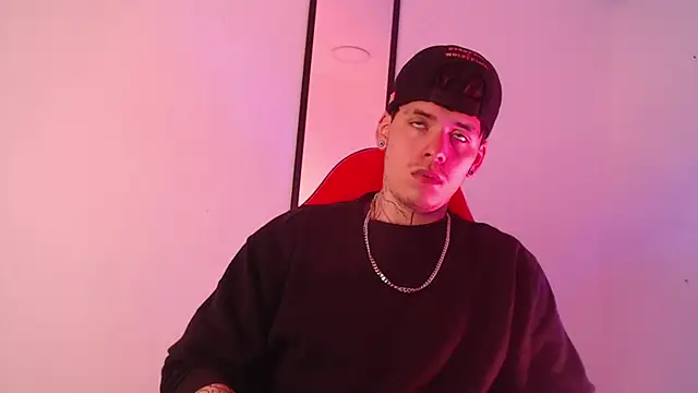 Anhonymus  online show from September 29, 3:46 am