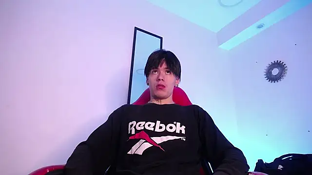 Anhonymus  online show from November 9, 3:43 am