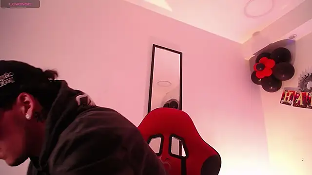 Anhonymus  online show from October 12, 3:52 am