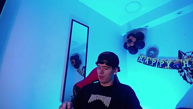 Anhonymus  online show from October 20, 3:52 am