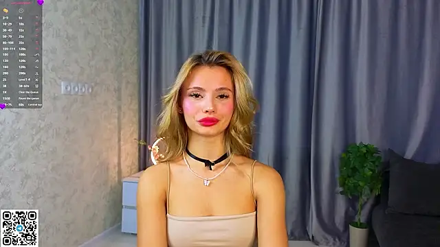 Snapshot of NaughtySeraphine chatting on February 27, 6:02 am NaughtySeraphine online show from February 27, 6:02 am