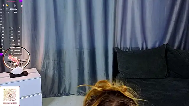 NaughtySeraphine online show from March 15, 5:14 am