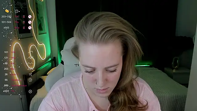 Alice Cire online show from December 15, 2:23 pm