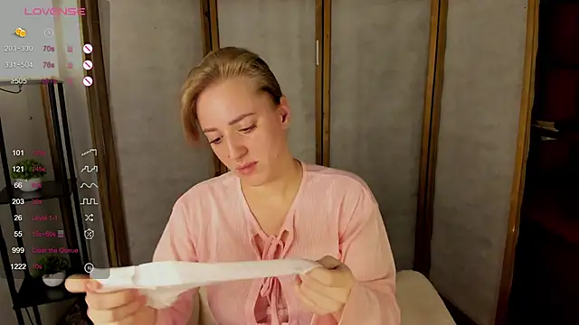 Alice Cire online show from November 15, 2:10 pm