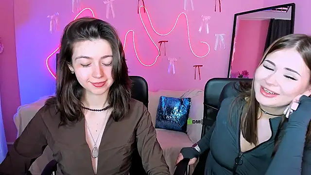 kitniss dreamy online show from April 12, 7:17 pm