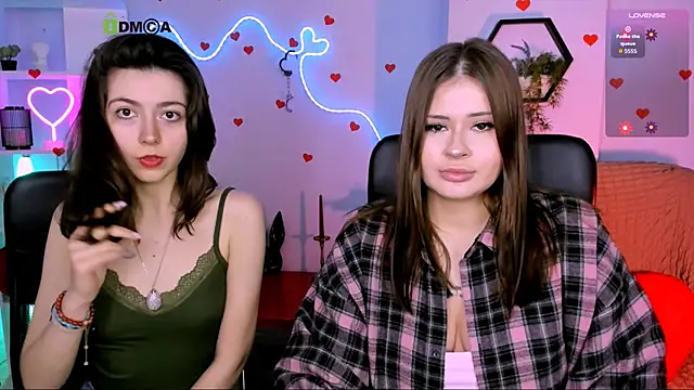 kitniss dreamy online show from April 8, 7:15 pm