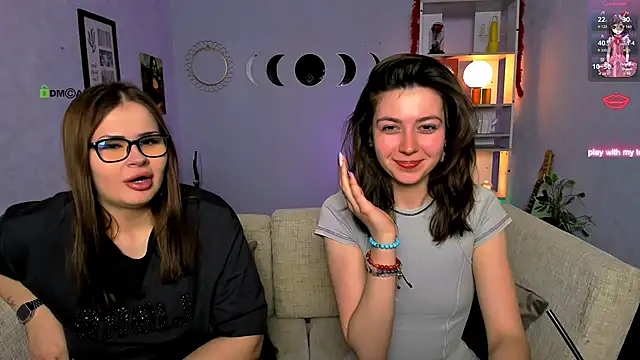 kitniss dreamy online show from April 22, 7:20 pm