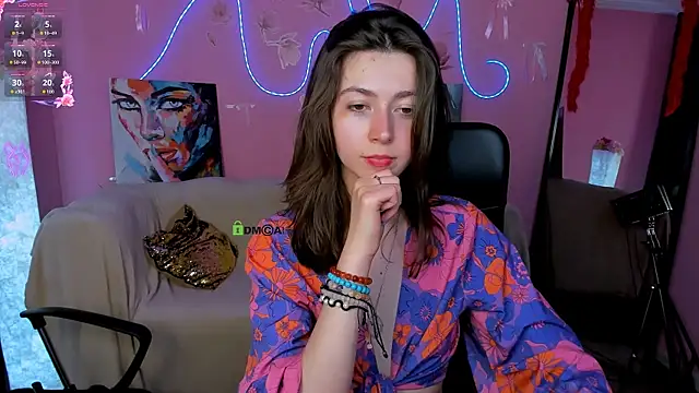 kitniss dreamy online show from June 11, 2:53 am