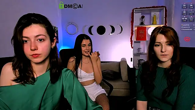 kitniss dreamy online show from April 7, 10:00 pm