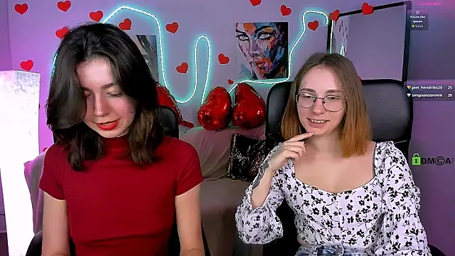 kitniss dreamy online show from February 11, 1:33 pm