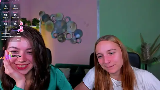Snapshot of kitniss_dreamy chatting on September 24, 7:42 pm kitniss dreamy online show from September 24, 7:42 pm