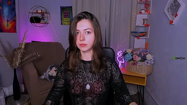 kitniss dreamy online show from June 6, 7:30 pm