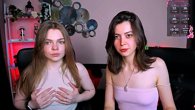 kitniss dreamy online show from March 26, 8:29 pm