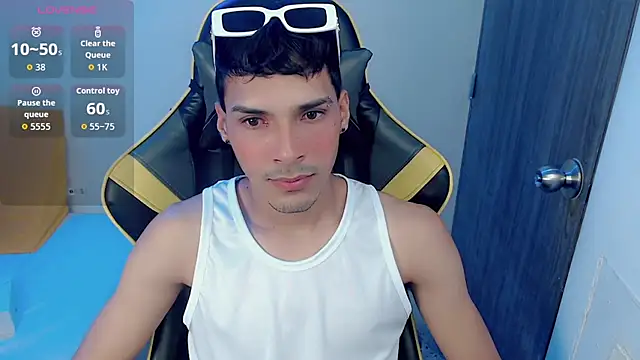 Snapshot of yankees_ chatting on September 19, 4:05 am yankees online show from September 19, 4:05 am