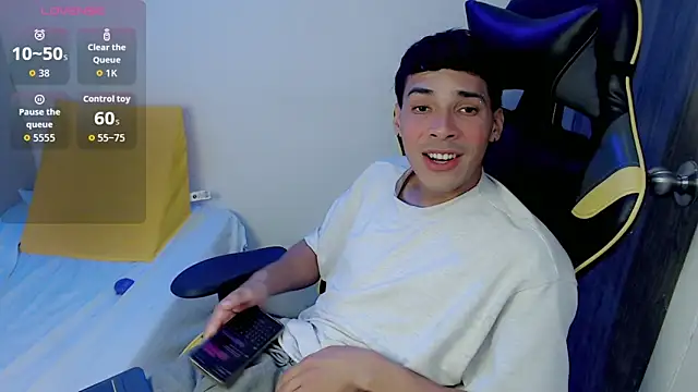 Snapshot of yankees_ chatting on September 11, 4:45 am yankees online show from September 11, 4:45 am