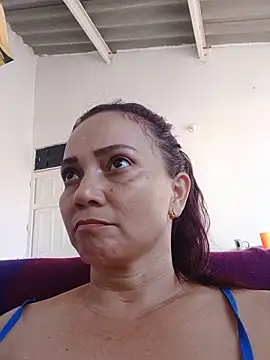 Snapshot of Amanda39 chatting on June 12, 9:01 pm Amanda39 online show from June 12, 9:01 pm