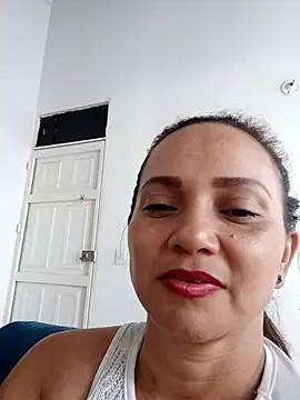 Amanda39 online show from April 28, 9:08 pm
