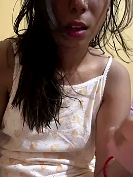 Snapshot of Romantic-jeeva chatting on September 29, 2:01 pm Romantic-jeeva online show from September 29, 2:01 pm