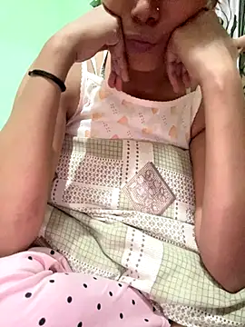Snapshot of Romantic-jeeva chatting on September 13, 5:02 pm Romantic-jeeva online show from September 13, 5:02 pm