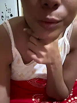 Snapshot of Romantic-jeeva chatting on September 18, 5:05 pm Romantic-jeeva online show from September 18, 5:05 pm
