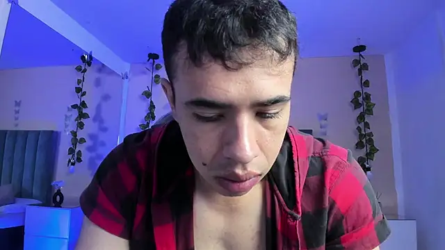 Muscle Scott online show from February 12, 1:22 pm