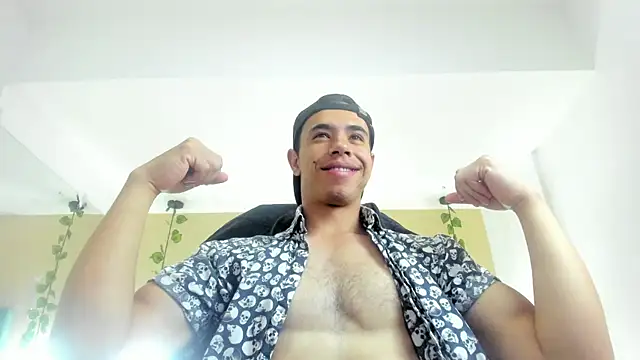 Snapshot of Muscle_Scott chatting on September 29, 12:11 pm Muscle Scott online show from September 29, 12:11 pm