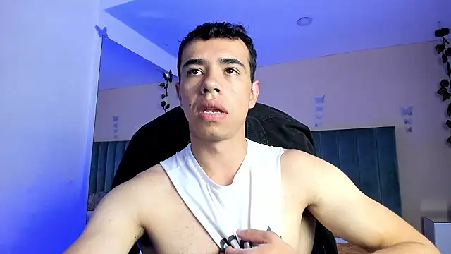 Muscle Scott online show from February 26, 1:44 pm