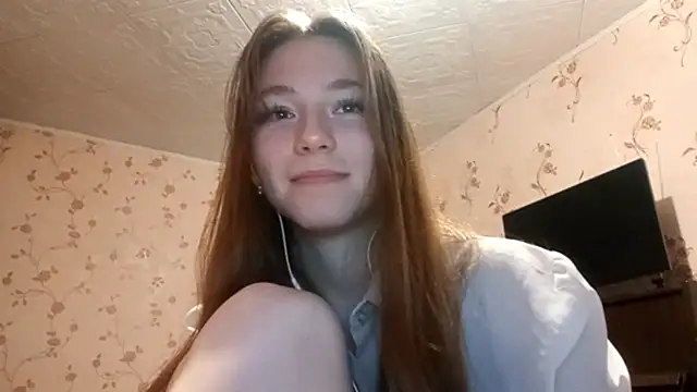Sophiecuttie online show from September 9, 5:00 pm