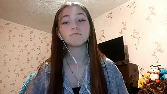 Sophiecuttie online show from September 14, 2:28 pm