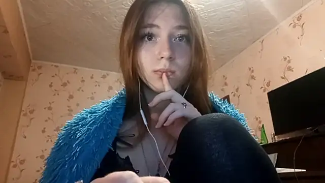 Sophiecuttie online show from September 11, 3:23 pm