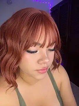 Snapshot of Dakota-Lona chatting on May 14, 9:56 pm Dakota-Lona online show from May 14, 9:56 pm