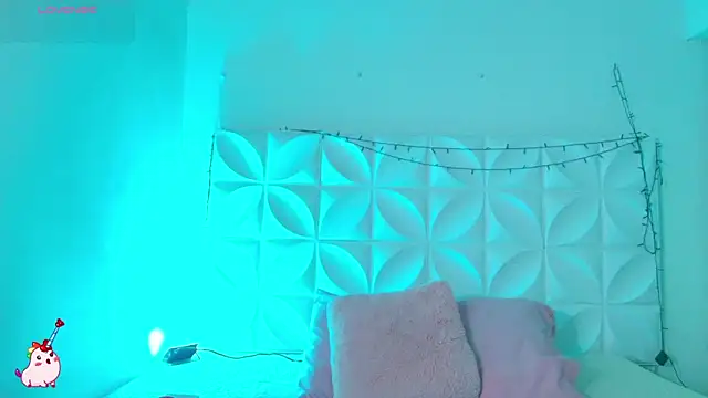 Snapshot of Abril1_gh chatting on December 15, 11:31 pm Abril1 gh online show from December 15, 11:31 pm