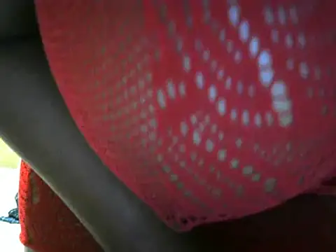 Snapshot of Sweetblcklips chatting on October 24, 11:31 am Sweetblcklips online show from October 24, 11:31 am