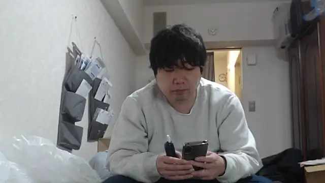 raterate555 online show from March 4, 11:40 am