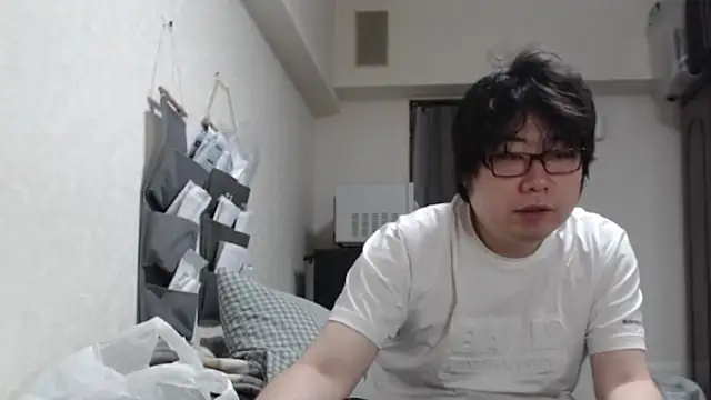 raterate555 online show from April 14, 8:41 am