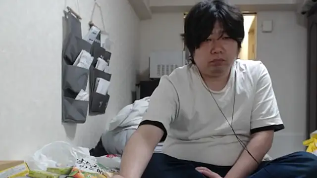 raterate555 online show from April 23, 12:29 pm
