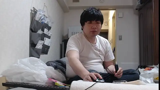 raterate555 online show from May 12, 12:22 pm