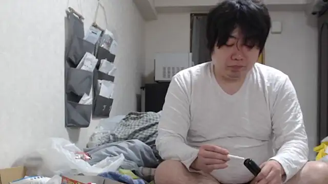 raterate555 online show from April 25, 3:09 am