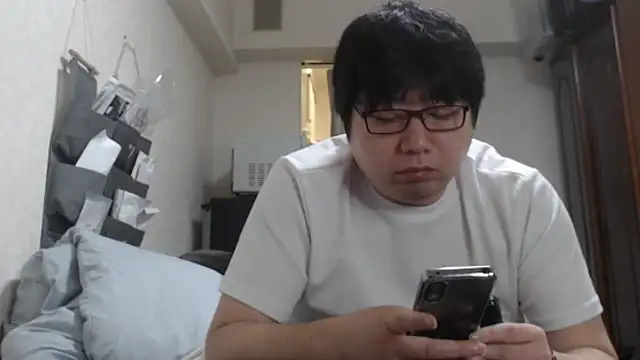 Snapshot of raterate555 chatting on November 12, 12:20 pm raterate555 online show from November 12, 12:20 pm