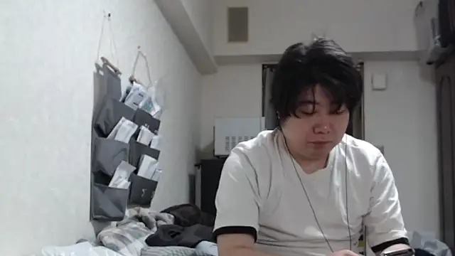 raterate555 online show from April 13, 6:39 am